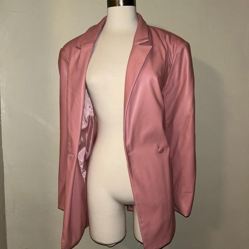 Pink Pleather Blazer 🌸💝🎀💄👛💕